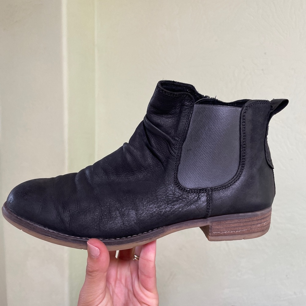 Josef Sibel Black Chelsea Boots